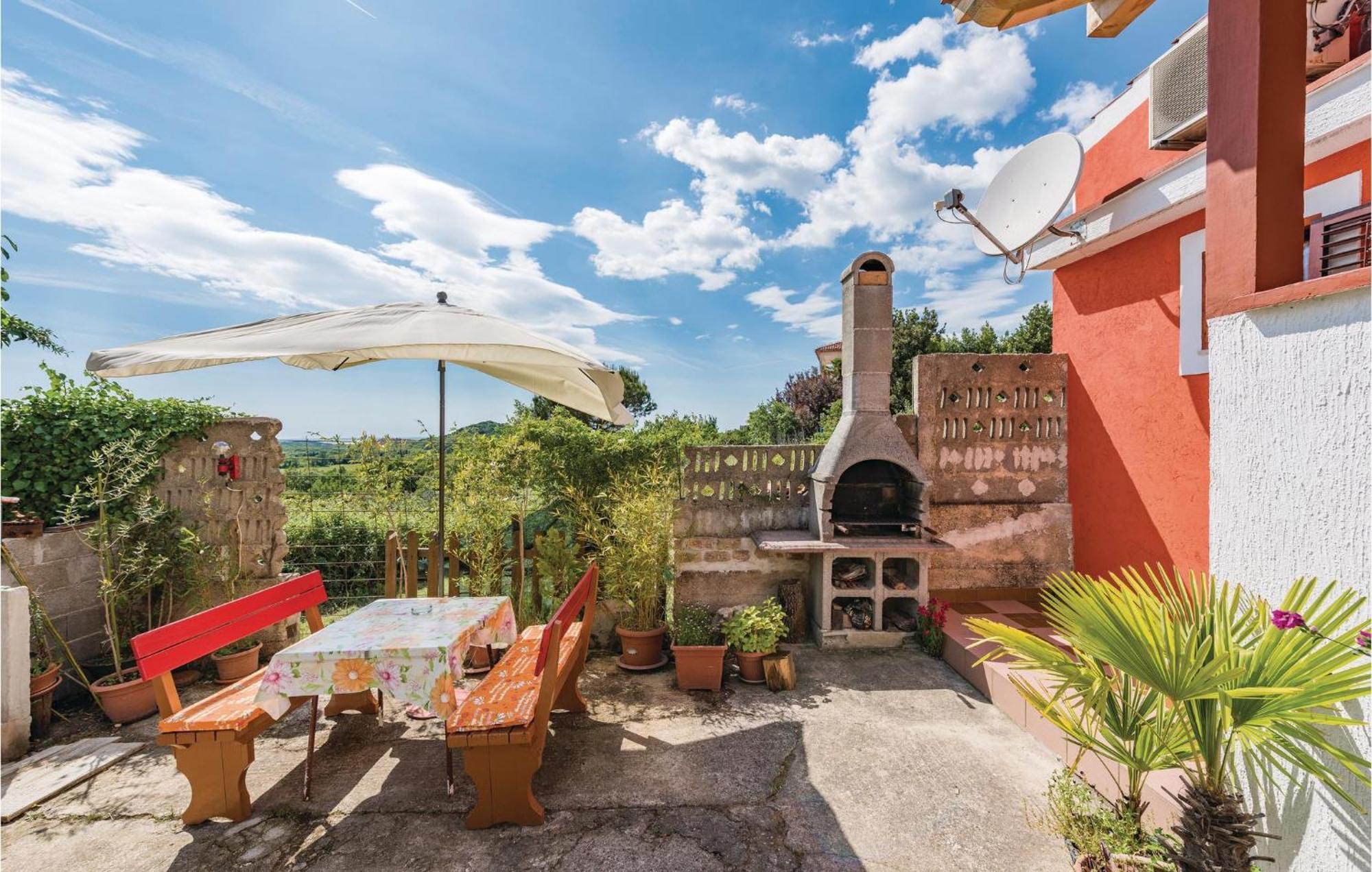 Awesome Home In Porec With House Sea View Esterno foto