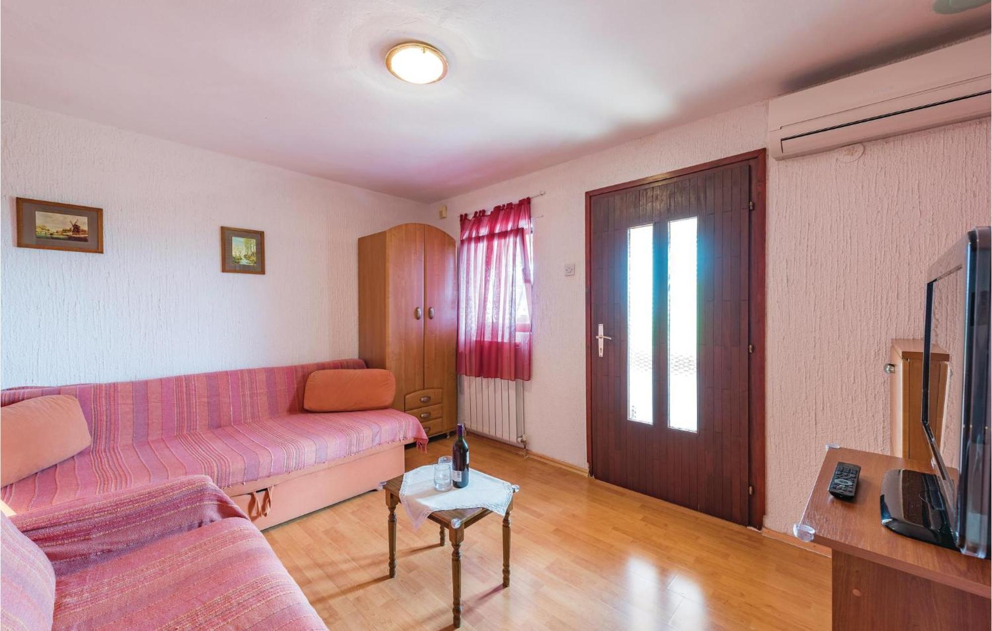 Awesome Home In Porec With House Sea View Esterno foto
