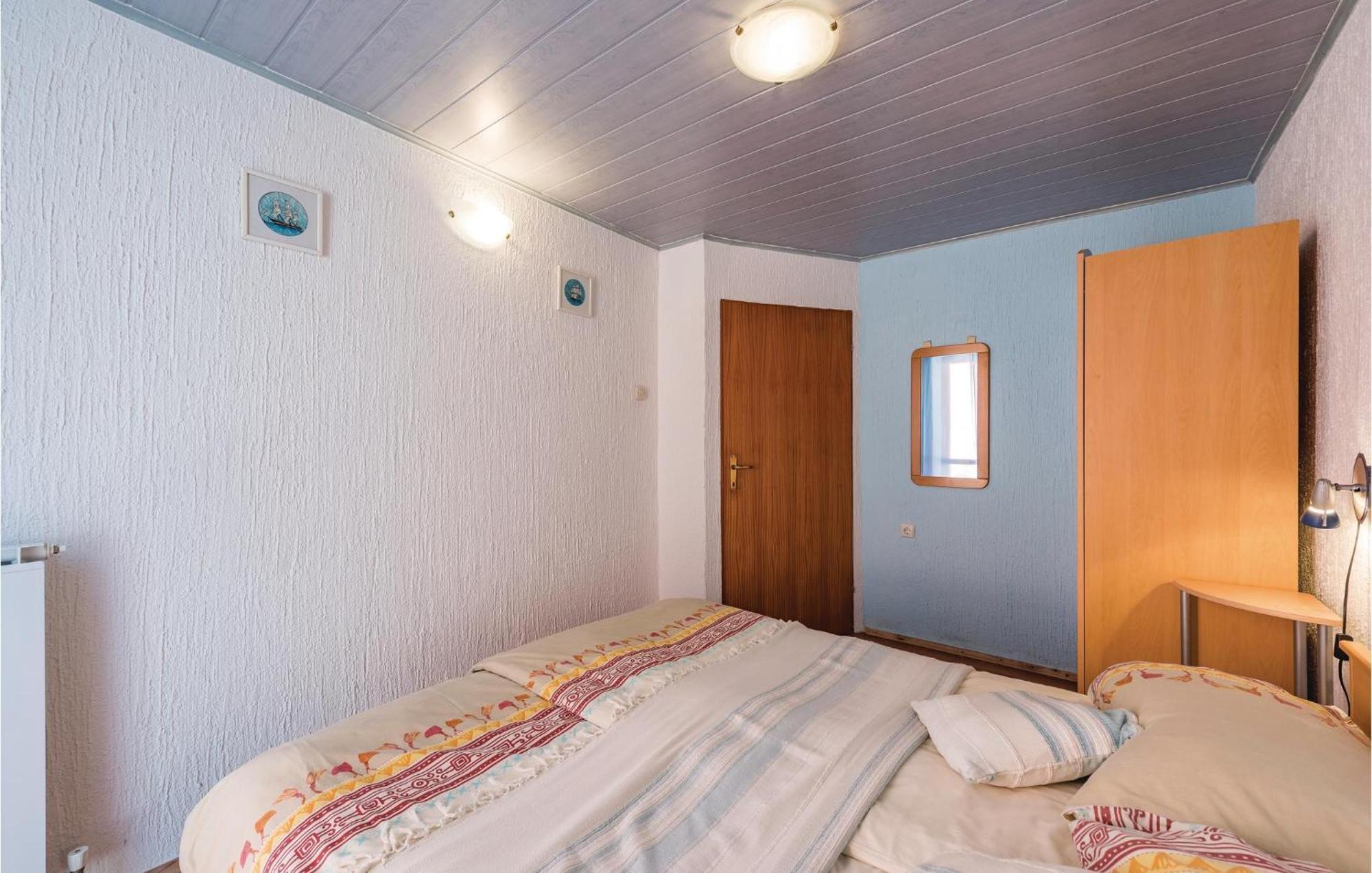 Awesome Home In Porec With House Sea View Esterno foto